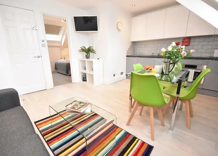 Apt 3, Opera House Ensuite 4Th Floor By Indigo Flats
